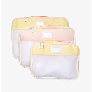 BNIP Calpak 3 piece packing cube set